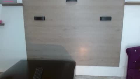 ashleysofiathenison online show from May 31, 4:55 am