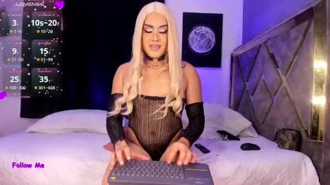 Snapshot of ashlid_naughty chatting on September 16, 5:01 am Ashlid Targaryen online show from September 16, 5:01 am