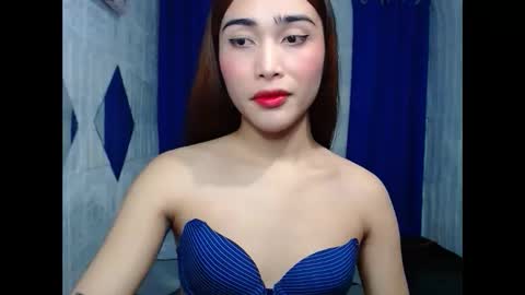 Snapshot of asian_caulix chatting on March 1, 12:45 pm baby caulix online show from March 1, 12:45 pm