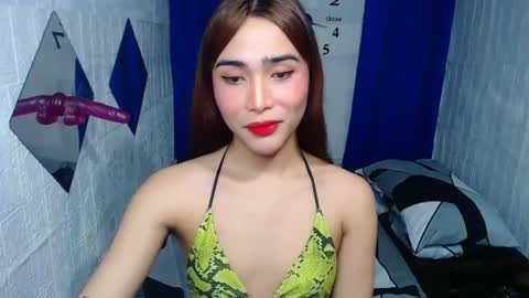 Snapshot of asian_caulix chatting on March 10, 4:57 pm baby caulix online show from March 10, 4:57 pm