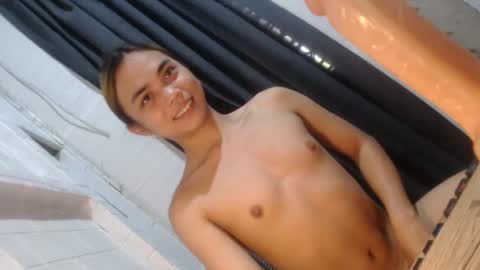Snapshot of asian_reyshell chatting on February 18, 12:26 am Reyshell online show from February 18, 12:26 am