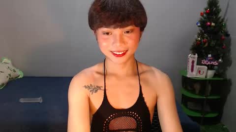 Reyshell online show from November 22, 1:40 am