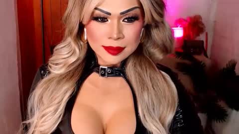 Snapshot of asianassetxxx chatting on September 30, 8:25 am nicole online show from September 30, 8:25 am