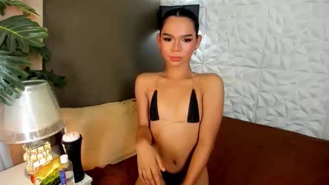 asianpetiteprincess online show from October 18, 7:50 pm