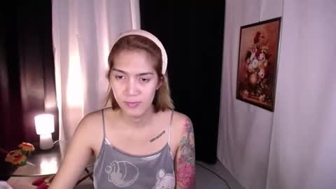 Snapshot of asiantskatie chatting on September 19, 1:44 am katie online show from September 19, 1:44 am