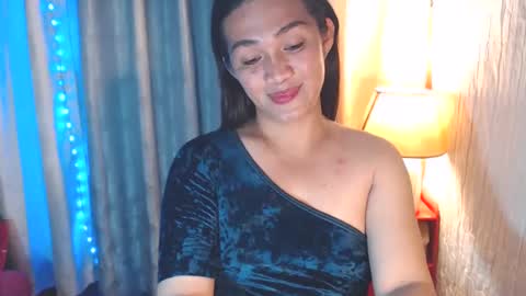 Snapshot of asiasfantasy chatting on March 5, 2:42 am NEL online show from March 5, 2:42 am