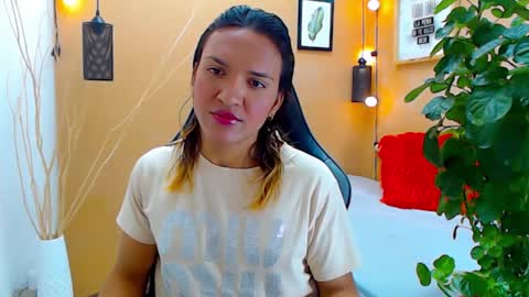 Snapshot of aslyhernandez chatting on September 11, 12:02 pm ASLY online show from September 11, 12:02 pm