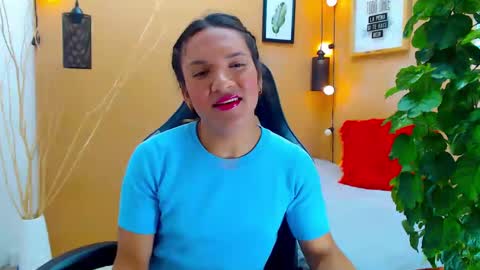 Snapshot of aslyhernandez chatting on September 13, 12:22 pm ASLY online show from September 13, 12:22 pm