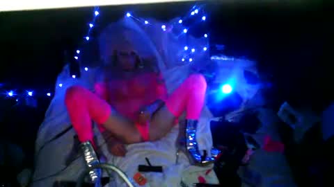 Snapshot of athenaatiya chatting on January 10, 1:52 pm Sissy Athena online show from January 10, 1:52 pm