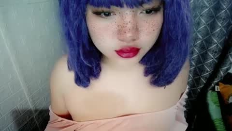cute online show from January 4, 11:19 pm