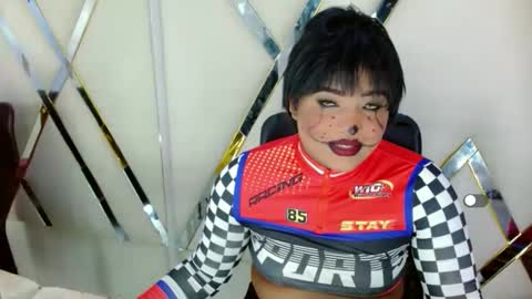 Aurora online show from October 30, 9:25 pm