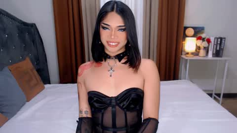 Ava online show from December 7, 6:21 pm
