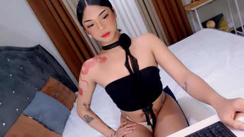 Ava online show from December 26, 2:16 pm