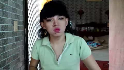 Snapshot of aymkyline chatting on September 26, 1:35 am aymkyline online show from September 26, 1:35 am
