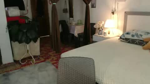 Snapshot of babyamandaxx chatting on October 1, 10:21 pm AMANDA online show from October 1, 10:21 pm