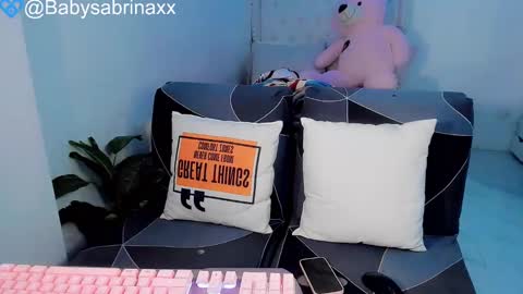 Snapshot of babysabrinaxx chatting on February 19, 6:00 am babysabrinaxx online show from February 19, 6:00 am