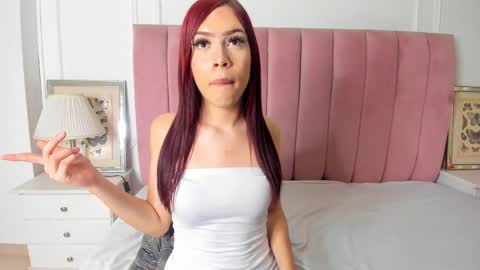 bad_queen22 online show from October 15, 4:01 am