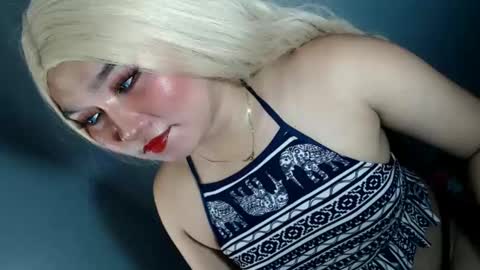 april online show from February 22, 6:41 pm