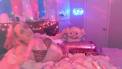 Bambi Sparkles TS online show from February 14, 8:05 pm