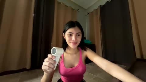Snapshot of beagarza chatting on September 30, 8:47 am Miss B online show from September 30, 8:47 am