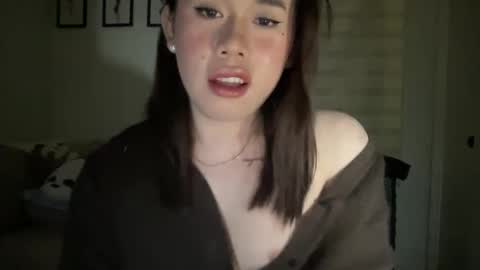 Snapshot of beautiful_lust69 chatting on January 8, 1:20 pm Sweet Aya online show from January 8, 1:20 pm