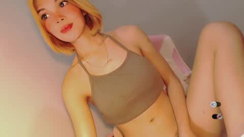 Bella online show from February 21, 2:17 am