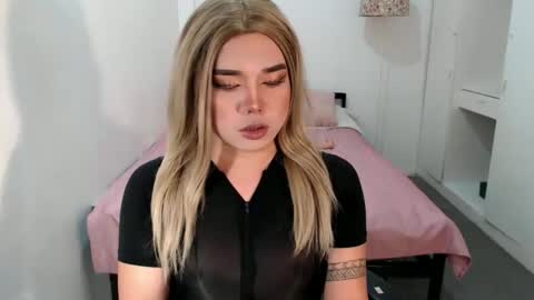 Snapshot of bestgirljulia chatting on September 9, 2:54 am bestgirljulia online show from September 9, 2:54 am