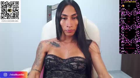 Nicolle Aviles online show from February 26, 8:15 am