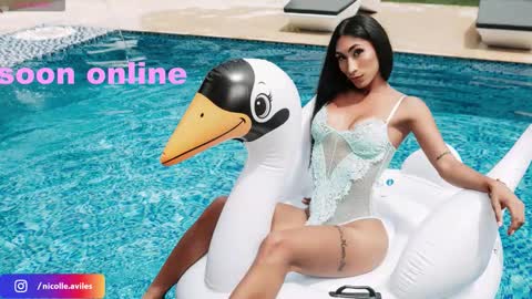 Nicolle Aviles online show from September 17, 5:01 am