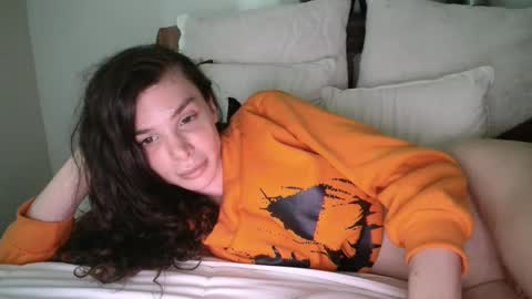 Snapshot of bigdicktrannynicole chatting on October 1, 7:58 pm bigdicktrannynicole online show from October 1, 7:58 pm