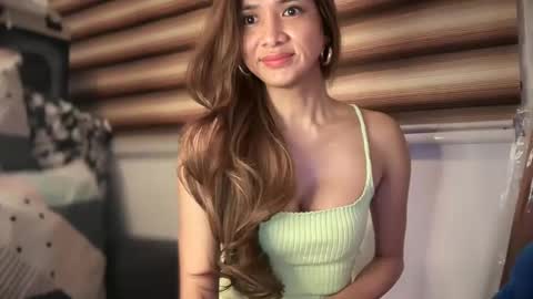 Snapshot of bigsurprise4u chatting on January 6, 4:58 am Yna online show from January 6, 4:58 am