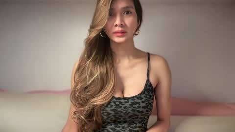Snapshot of bigsurprise4u chatting on February 23, 1:31 pm Yna online show from February 23, 1:31 pm
