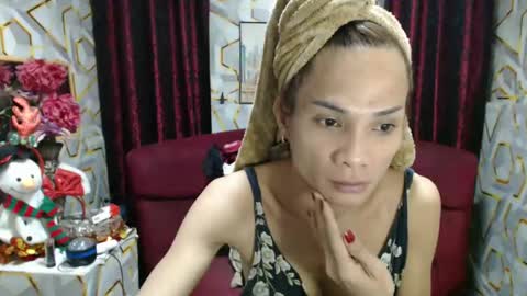 sophia online show from December 15, 10:50 am