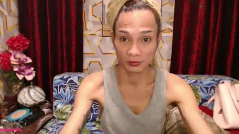 sophia online show from February 19, 11:28 am