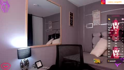 Snapshot of bitch_capelli chatting on January 10, 2:46 am .. .. online show from January 10, 2:46 am