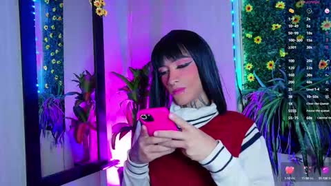 Snapshot of bitch_capelli chatting on September 12, 2:53 am .. .. online show from September 12, 2:53 am