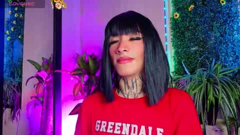 Snapshot of bitch_capelli chatting on September 19, 3:23 am .. .. online show from September 19, 3:23 am