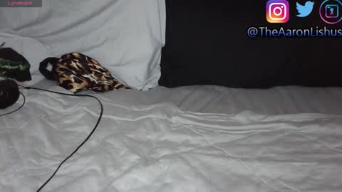 bizarre99 online show from October 14, 2:29 pm