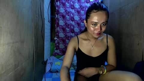 Snapshot of black_fairyxxx chatting on December 29, 8:44 am black_fairyxxx online show from December 29, 8:44 am