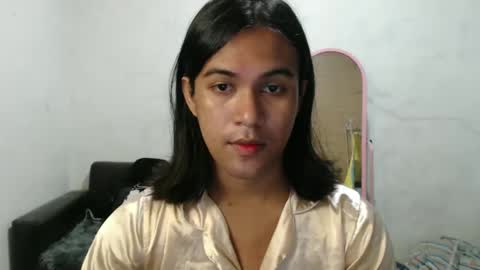 Ellez online show from December 18, 7:19 pm