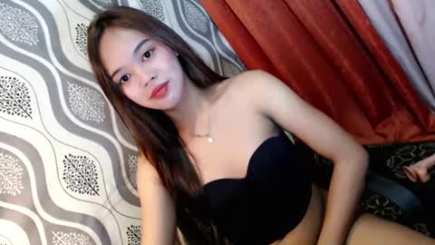 sweetyluna online show from January 2, 8:13 pm