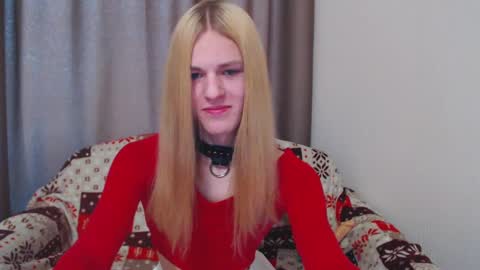Snapshot of blaire_18 chatting on January 3, 6:33 am blaire 18 online show from January 3, 6:33 am