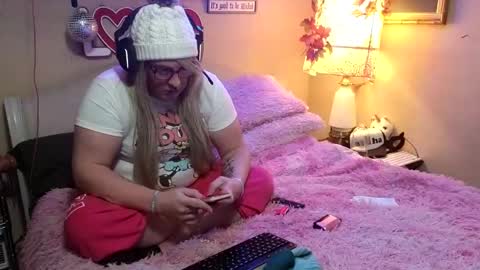 Snapshot of blakelytgirl chatting on February 5, 7:07 am Blakely Morningstar online show from February 5, 7:07 am