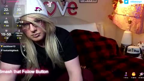 Snapshot of blakelytgirl chatting on February 25, 6:14 am Blakely Morningstar online show from February 25, 6:14 am