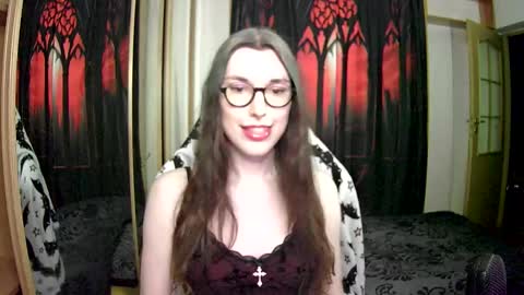 Snapshot of bluerose98 chatting on January 4, 5:47 pm Bluerose online show from January 4, 5:47 pm
