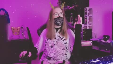 Blue online show from December 18, 10:59 pm