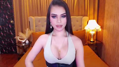 Snapshot of bombshellanita chatting on September 19, 11:38 am bombshellanita online show from September 19, 11:38 am