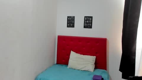 Snapshot of brenda_sofia chatting on March 4, 2:10 pm brenda_sofia online show from March 4, 2:10 pm