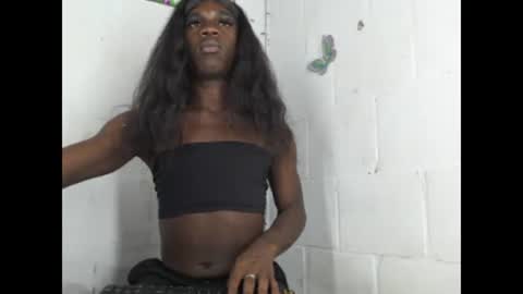Snapshot of briahana_doll chatting on February 7, 6:45 am briahana_doll online show from February 7, 6:45 am