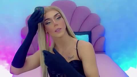 Snapshot of briana_sex32 chatting on January 5, 4:47 am BRIANA online show from January 5, 4:47 am